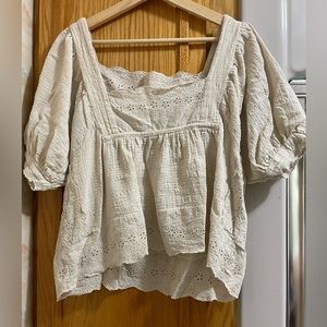 Milan blouse from Neuflora.